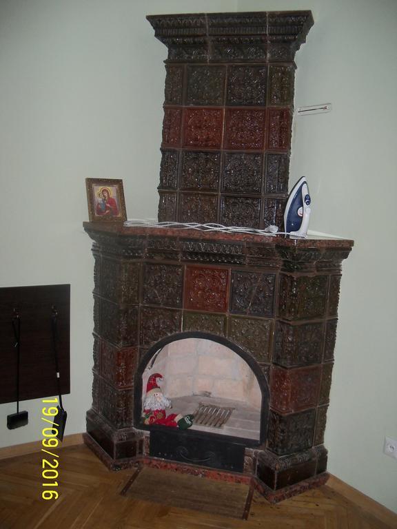 Apartment Roman ลวีฟ ภายนอก รูปภาพ